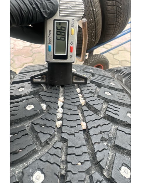 155/65r14 75t Nokian Hakkapeliitta 5 ( ar radzēm )