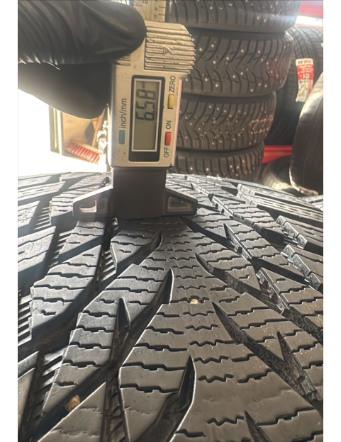 235/40r19 96t Nokian Hakkapeliitta R3