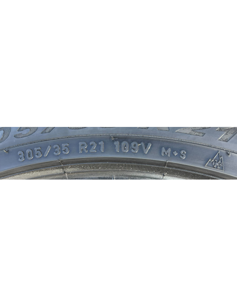 305/35r21 109v Pirelli Scorpion Winter N0