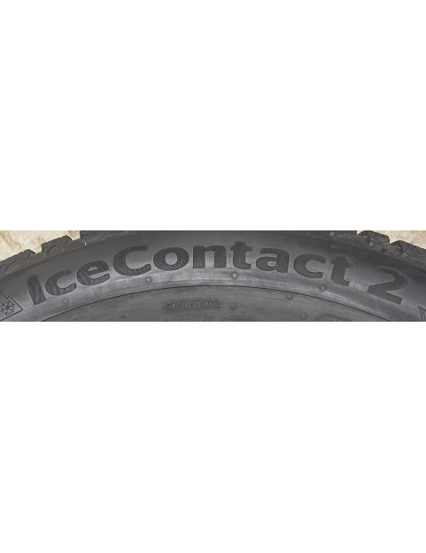 215/60r17 96t Continental IceContact 2 ( ar radzēm )