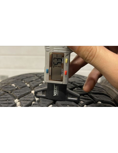 255/50r19 107r un 235/55r19 105T dažāda platuma komplekts 255/50r19 107r un 235/55r19 105T dažāda platuma komplekts