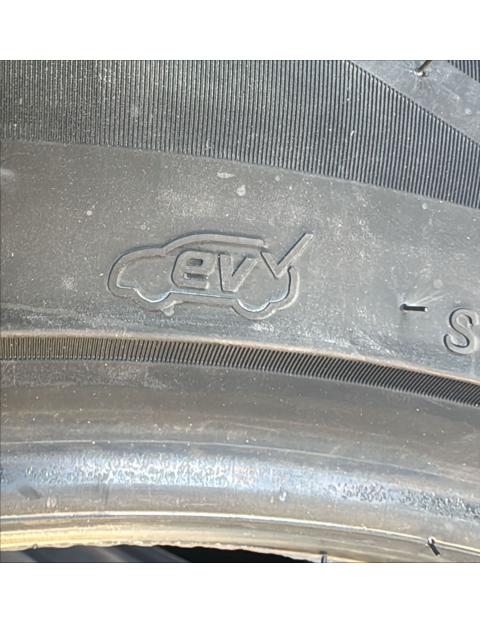 275/45R20 110T XL SAILUN ICE BLAZER ARCTIC 2 ev
