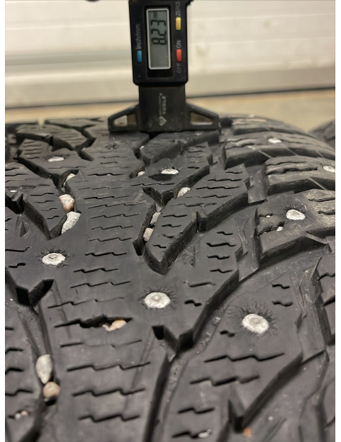 275/45r20 110t Nokian Hakkapeliitta 9 SUV  ( ar radzēm )