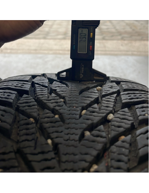 225/50R17 98R XL Nokian hakapeliitta R3