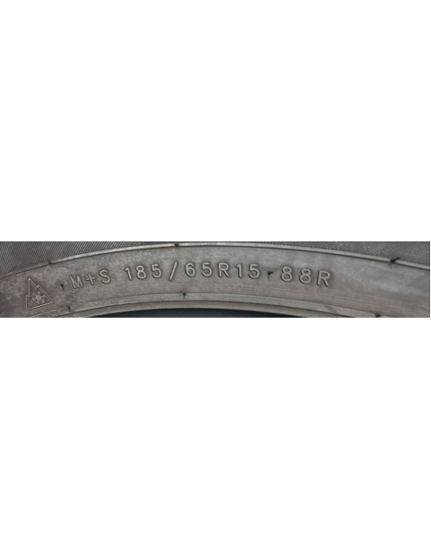 185/65R15 88R Nokian hakapeliitta r3