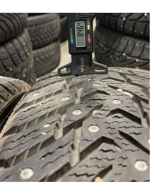 195/65R15 95T XL Nokian Hakapeliitta 8 ( ar radzēm )