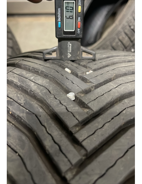 255/45r19 104h Michelin CrossClimate 2