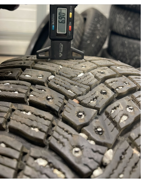 205/55R16 94T Continental icecontact 3 ( ar radzēm )