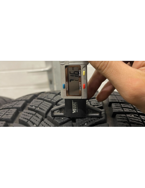 275/50R20 113T Goodyear ultra grip Ice
