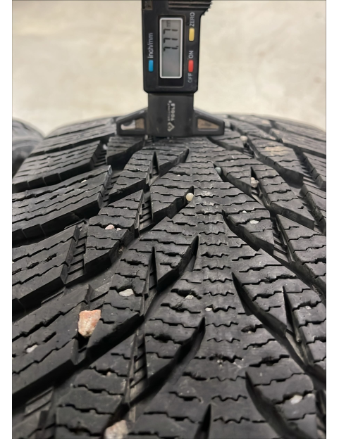 205/50R17 93R Nokian hakapeliitta R3