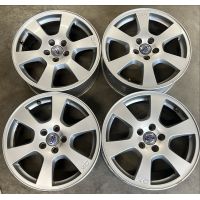r17 oem Volvo XC