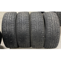 215/65R16C 109/107R Nokian wrc3