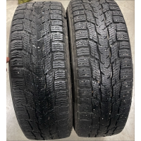 215/65R16C 109/107r Nokian hakapeliitta cr3